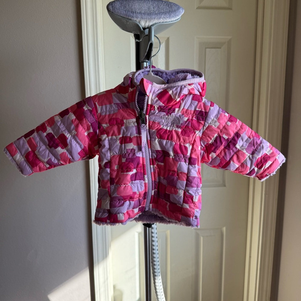 The North Face Reversible Puffer Jacket Pink Purple Fleece Hooded Baby 0-3M